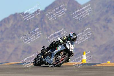 media/Oct-01-2023-SoCal Trackdays (Sun) [[4c570cc352]]/Turn 9 Set 1 (950am)/